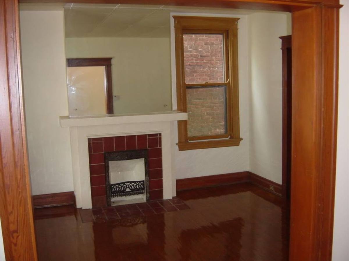 Apartment for rent at 2213 Scott Blvd, Covington, KY 41014