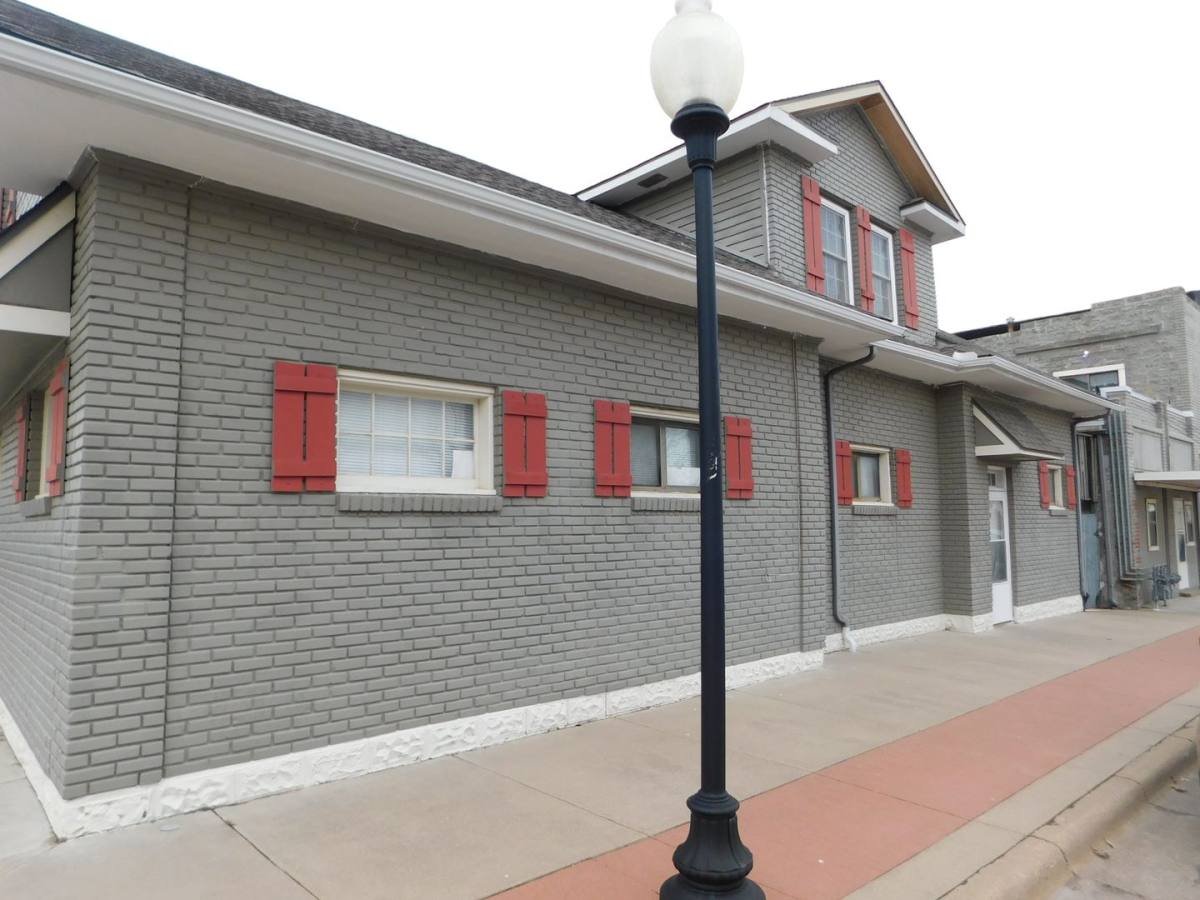 Apartment for rent at 126 S Gordy, El Dorado, KS 67042