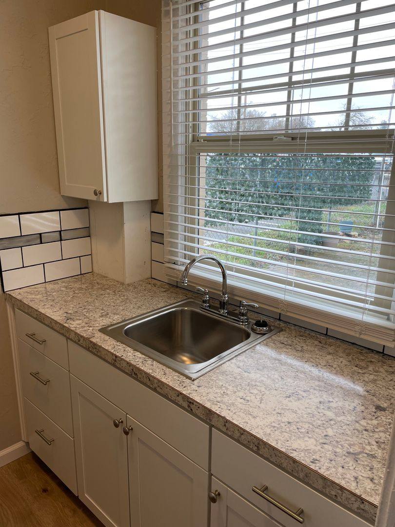 Apartment for rent at 610 Commercial St, Salem, OR 97305