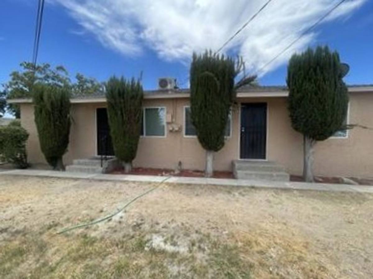 Apartment for rent at 1137 Jones Ave, Fresno, CA 93706