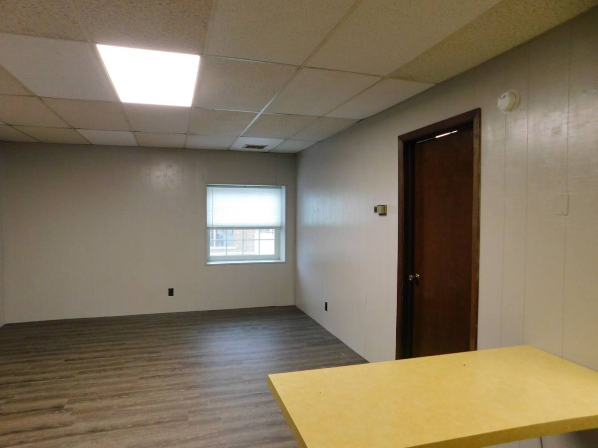 Apartment for rent at 111 W Pine, El Dorado, KS 67042