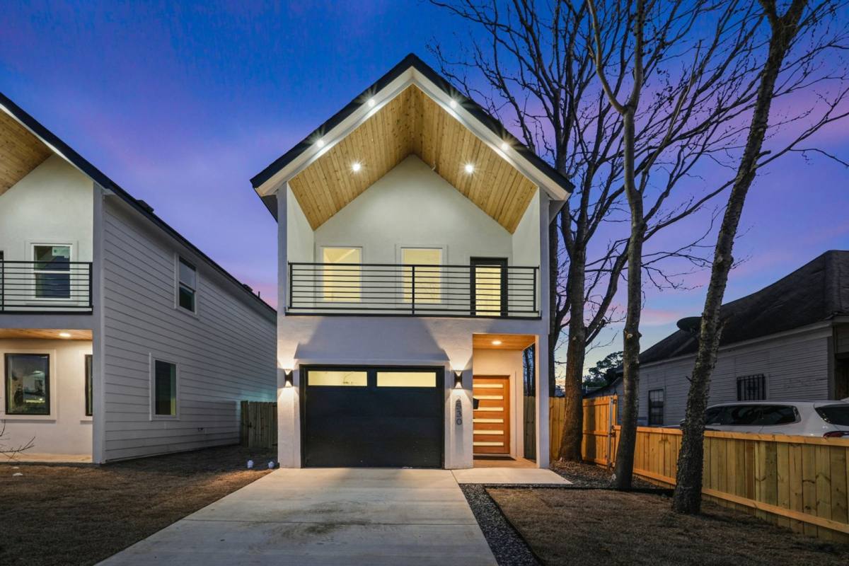 House for rent at 2530 Pennsylvania Ave, Dallas, TX 75215