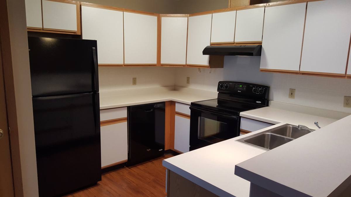 388 Red Cedar St, Menomonie, WI 54751 - Apartment for Rent - Image 12