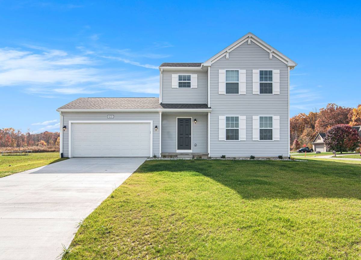House for rent at 5484 Eagle Glen Ave SW, Wyoming, MI 49509
