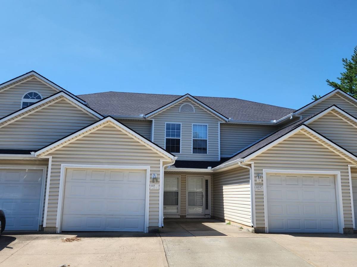 Apartment for rent at 115 Polk St, Warrensburg, MO 64093