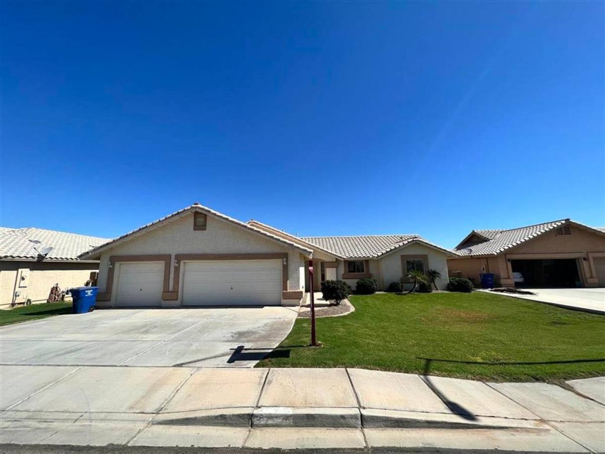 House for rent at 3744 W 21st St, Yuma, AZ 85364
