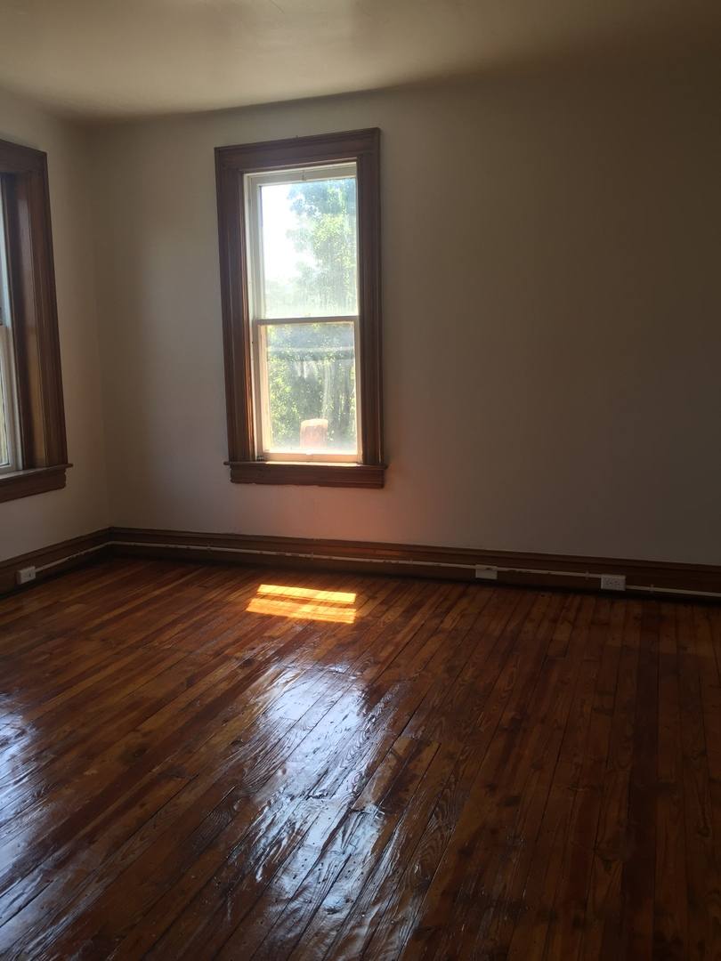 Apartment for rent at 122 S Pershing Ave #4, York, PA 17401