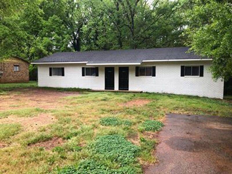 Apartment for rent at 155 Sycamore Lane #A, Athens, GA 30605