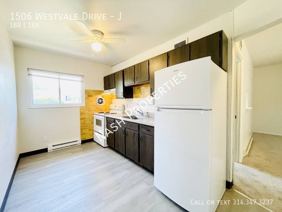 Apartment for rent at 1506 Westvale Dr #J, Festus, MO 63028