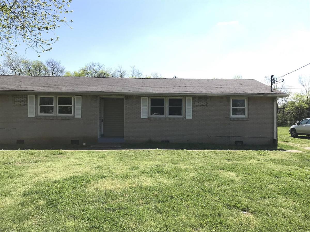 Apartment for rent at 713 Kent Dr, Lebanon, TN 37087