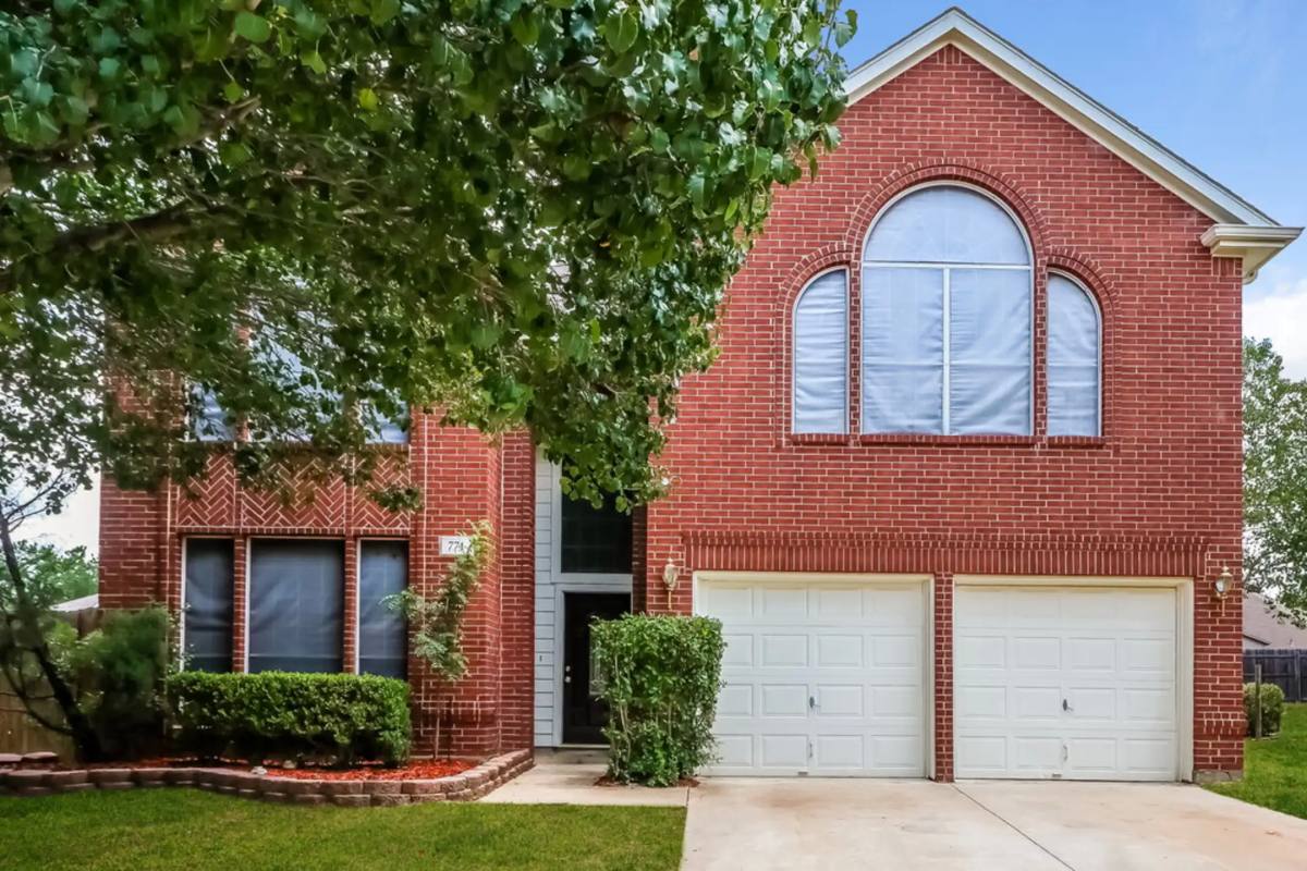 House for rent at 774 Poplar Court, Lake Dallas, TX 75065