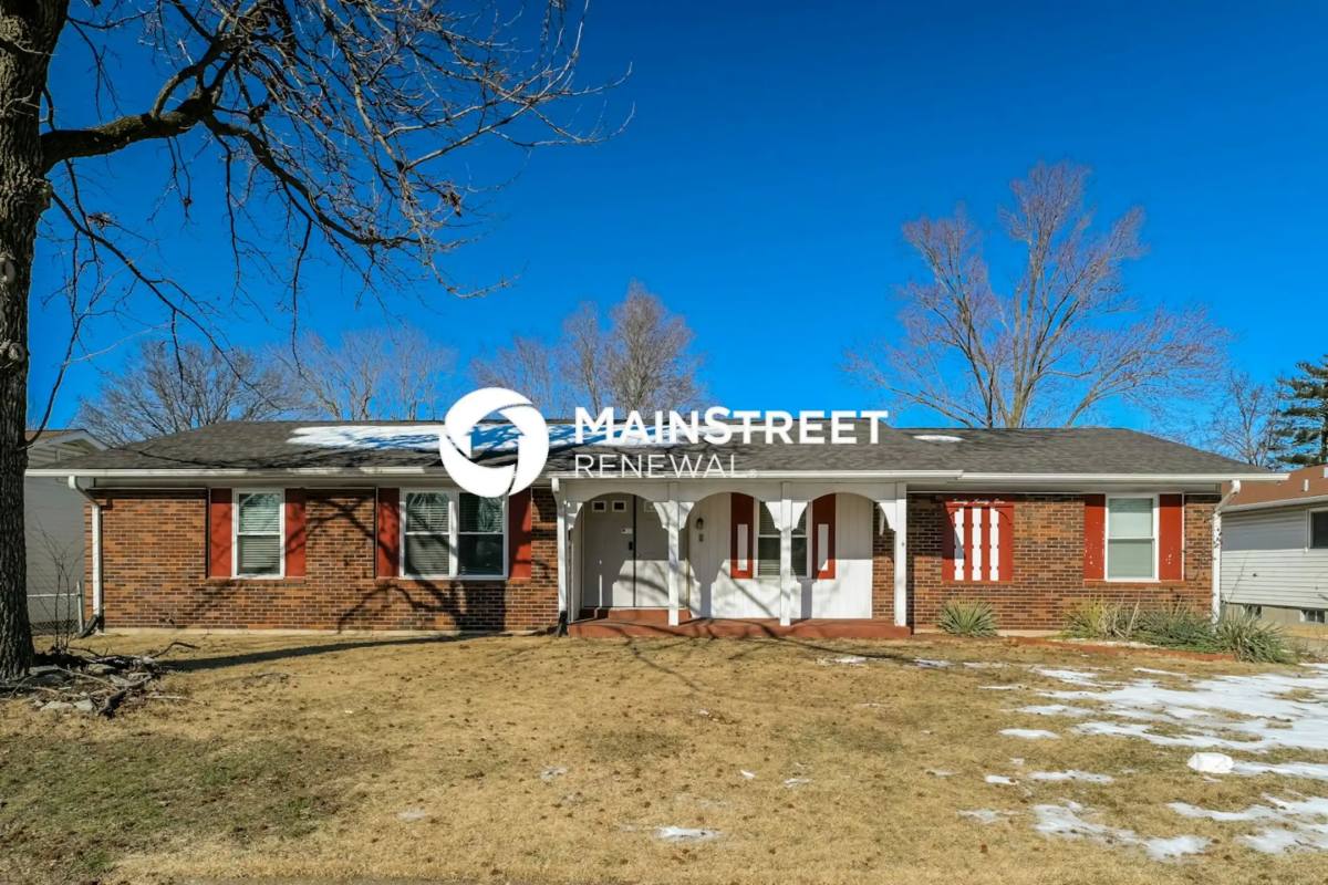 House for rent at 2091 Shoreham Dr, Florissant, MO 63033