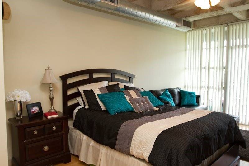 Apartment for rent at 230 W Alabama, Houston, TX 77006