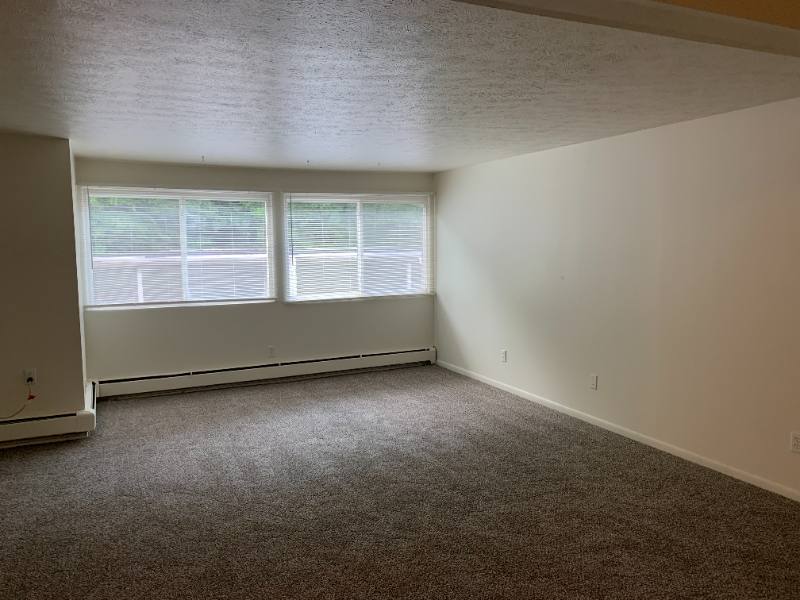 Apartment for rent at 554 W Ave, Tallmadge, OH 44278
