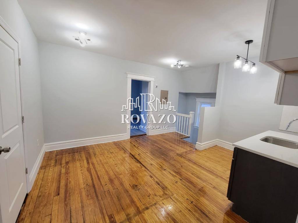 Apartment for rent at 102 Vermont Ave #3A, Newark, NJ 07106