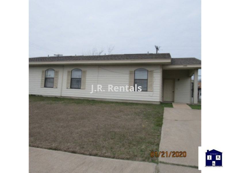 Townhouse for rent at 1108 Georgetown Rd #A, Copperas Cove, TX 76522