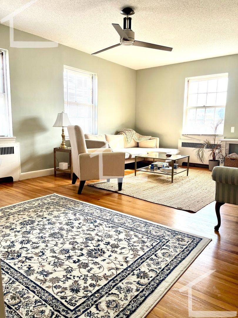 Apartment for rent at 36 Browne St #9, Brookline, MA 02446