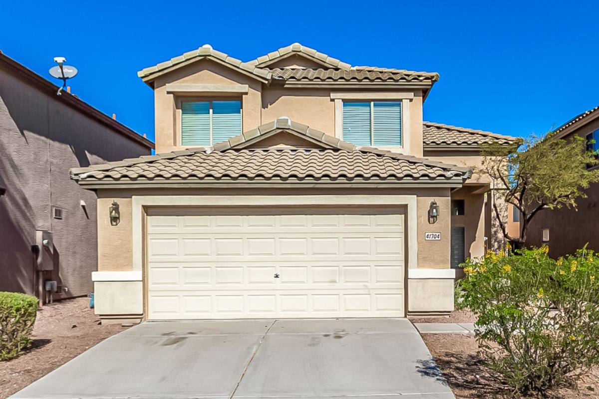 House for rent at 41704 W Sunland Dr, Maricopa, AZ 85138