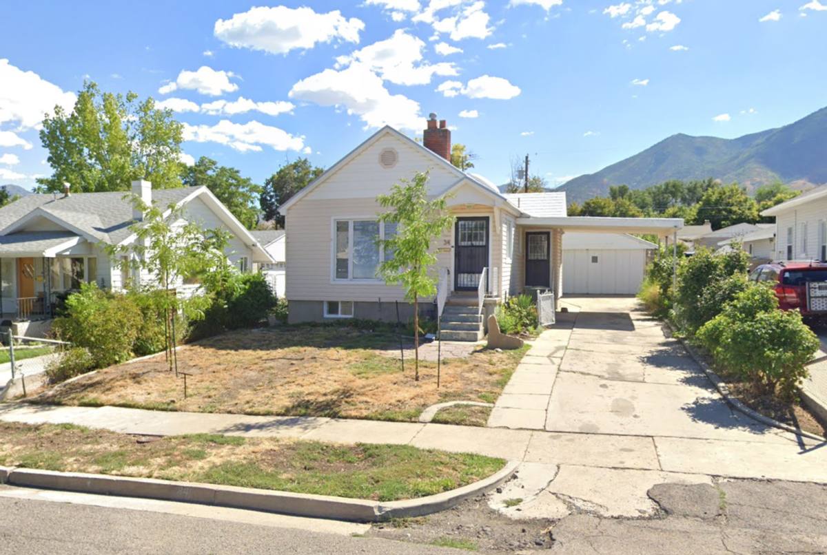 Apartment for rent at 34 Glenwood Ave, Tooele, UT 84074