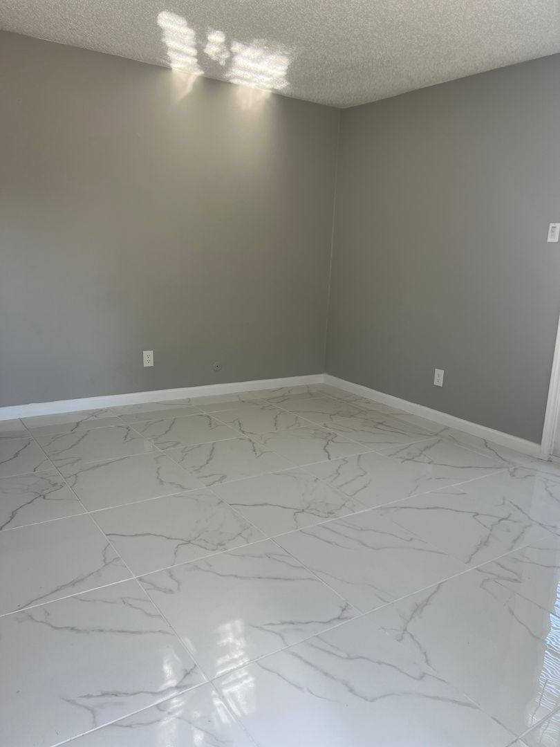Apartment for rent at 8300 Calmont Ave, Fort Worth, TX 76116