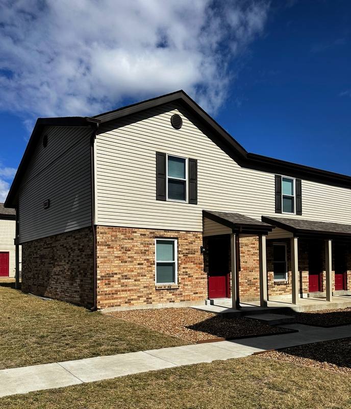 Townhouse for rent at 2218 Cordova Court #B, Warrenton, MO 63383