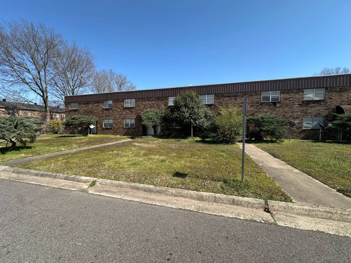 Apartment for rent at 400 N Inglewood Ave, Russellville, AR 72801