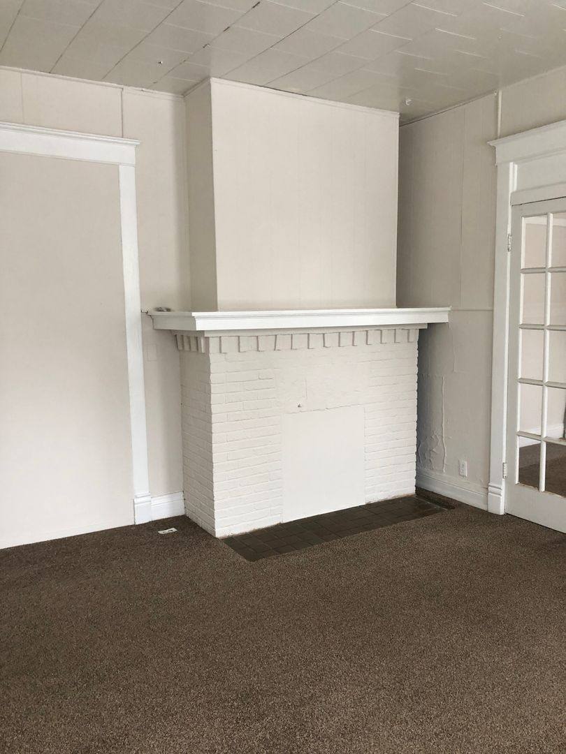 Apartment for rent at 703 W Park, Champaign, IL 61820