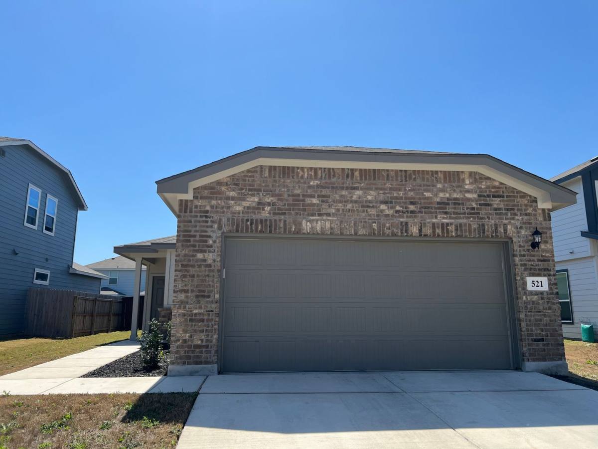 House for rent at 521 Jean St, Seguin, TX 78155
