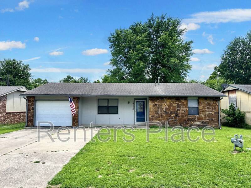 House for rent at 29124 E 156th St S, Coweta, OK 74429