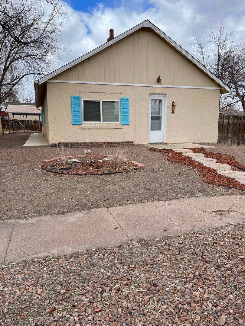 House for rent at 631 Mystic Ave, Canon City, CO 81212
