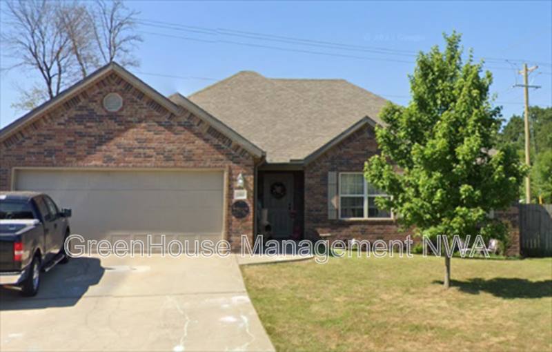 House for rent at 2907 SW Tanglewood Dr, Bentonville, AR 72712
