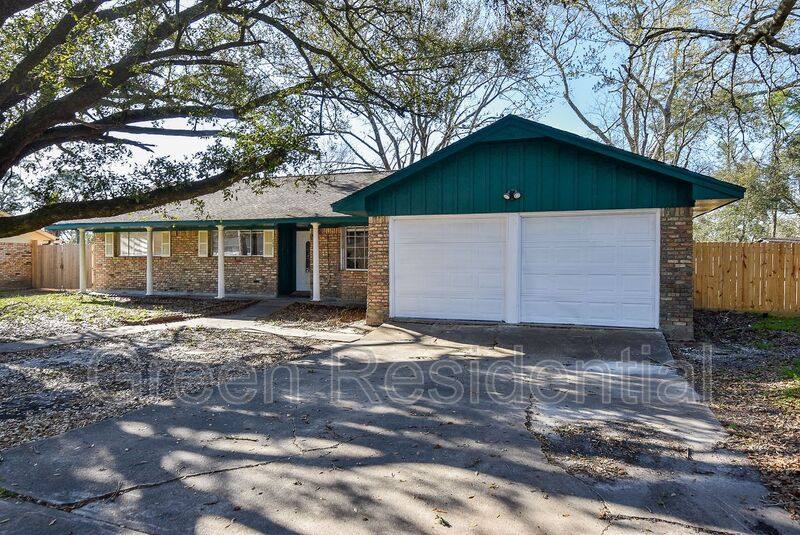 House for rent at 1209 Carmie St, Alvin, TX 77511