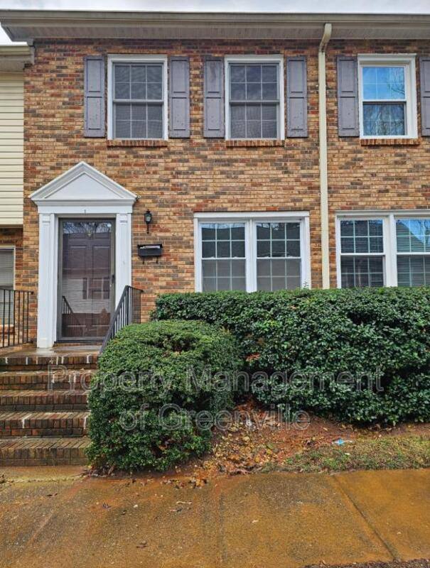 Townhouse for rent at 1434 Dover Rd, Spartanburg, SC 29301