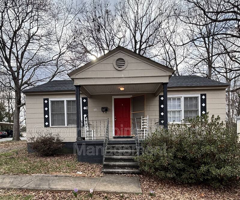 House for rent at 124 S Pine St, Lowell, NC 28098