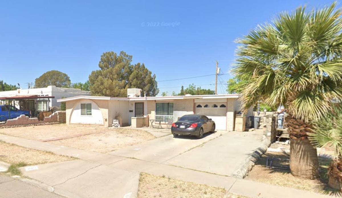 House for rent at 2041 Solano Dr, El Paso, TX 79935