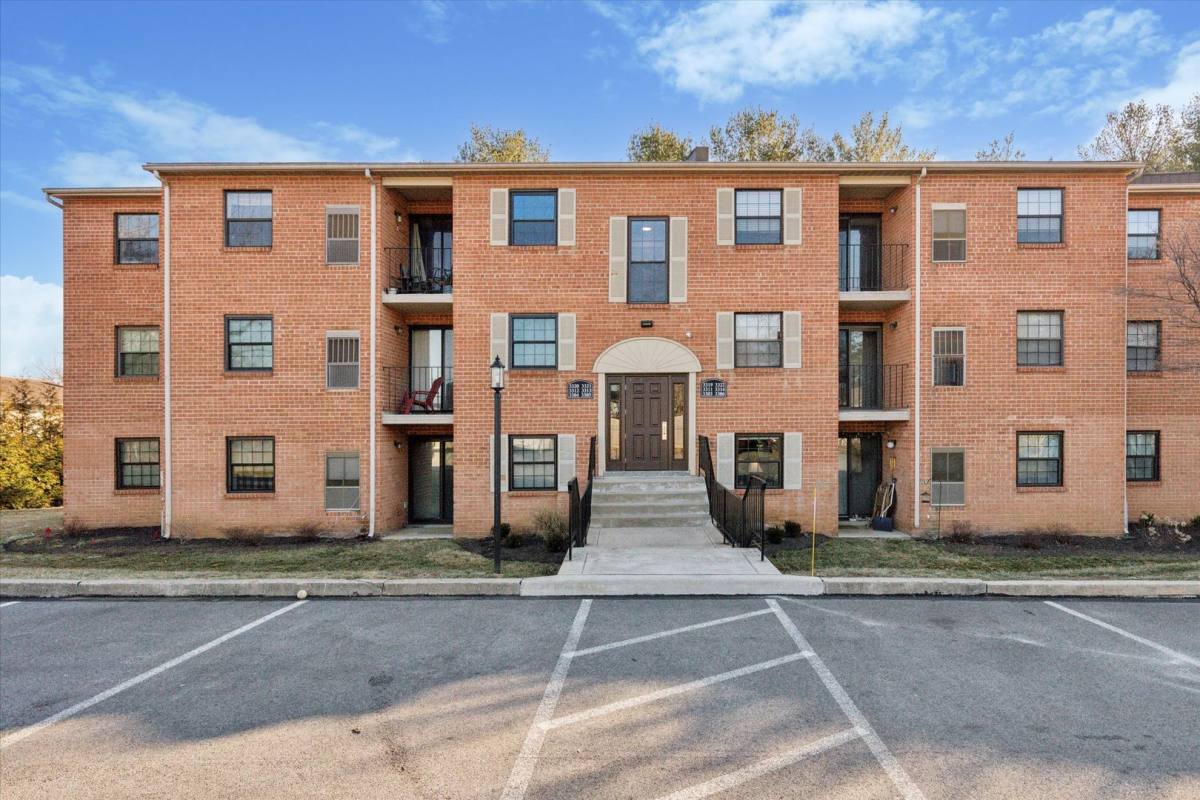 House for rent at 3319 Valley Dr, West Chester, PA 19382