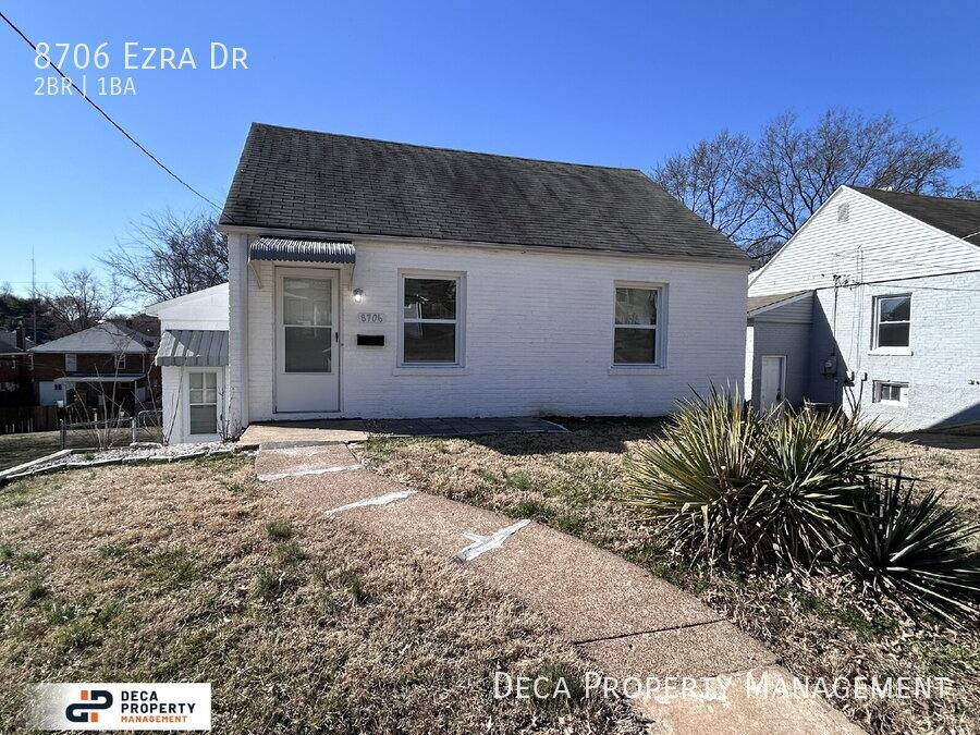 House for rent at 8706 Ezra Dr, Saint Louis, MO 63114
