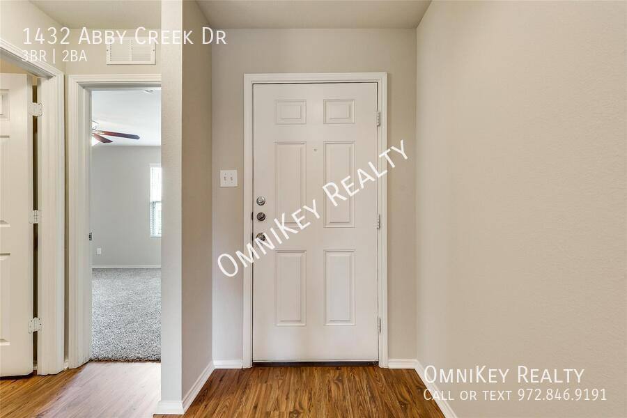 House for rent at 1432 Abby Creek Dr, Little Elm, TX 75068