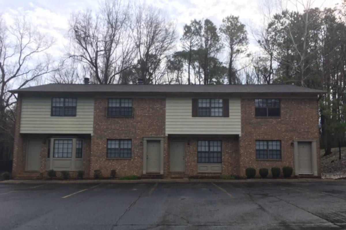 Townhouse for rent at 207 Woodland Dr, Benton, AR 72019