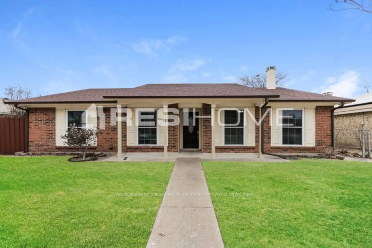 House for rent at 2222 E Crosby Rd, Carrollton, TX 75006