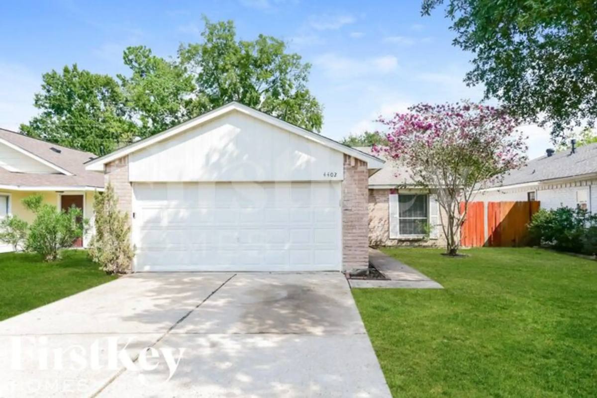 House for rent at 4402 Bunting Meadow Dr, Katy, TX 77449