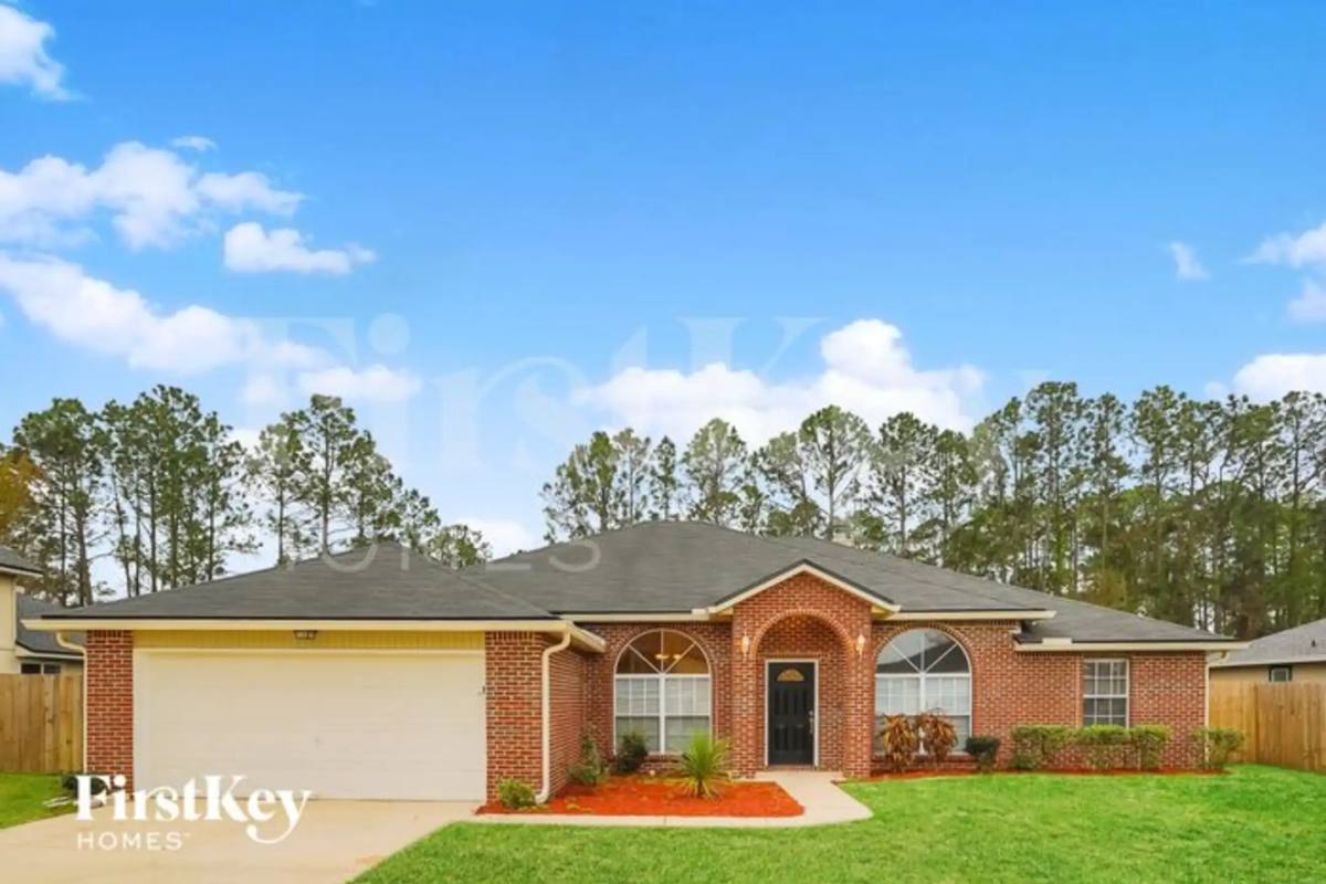 House for rent at 2676 Westport Dr, Green Cove Springs, FL 32043