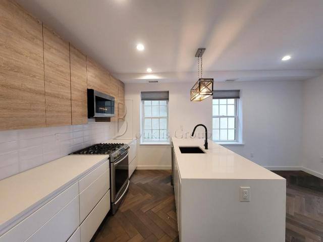 Apartment for rent at 21-39 38th St #1, Astoria, NY 11103