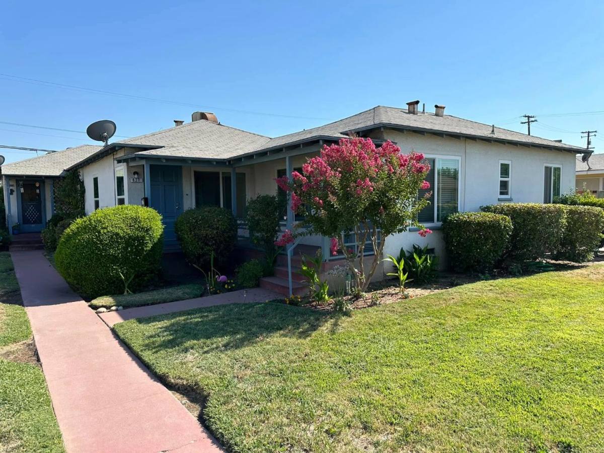 Apartment for rent at 627 W Hammond Ave #627, Fresno, CA 93728