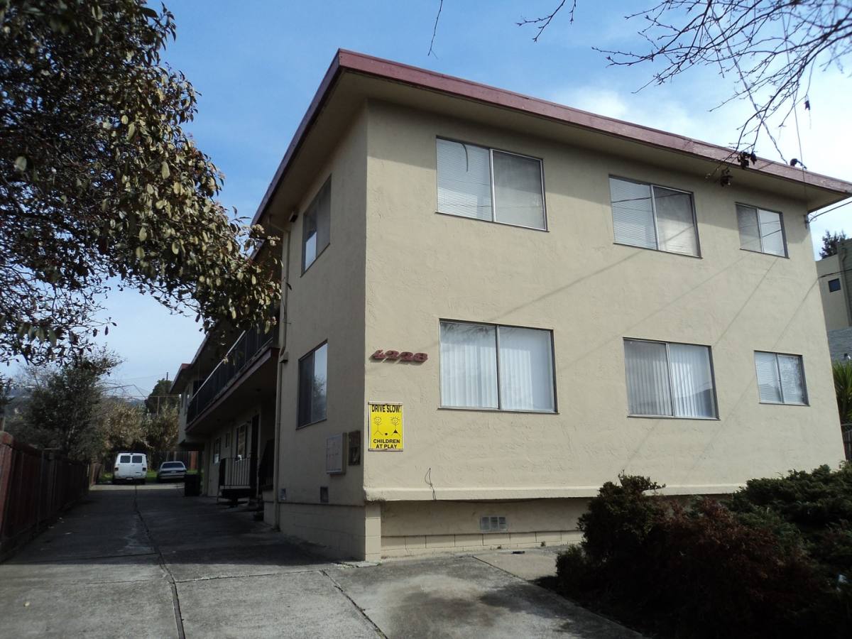 Apartment for rent at 4228 Masterson St, Oakland, CA 94619