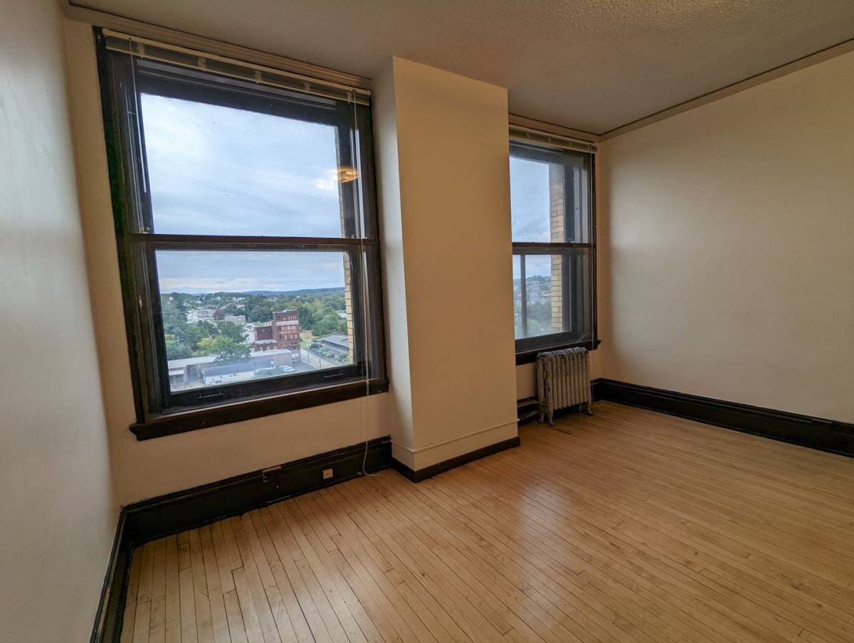 Apartment for rent at 48-52 W Main St, Uniontown, PA 15401