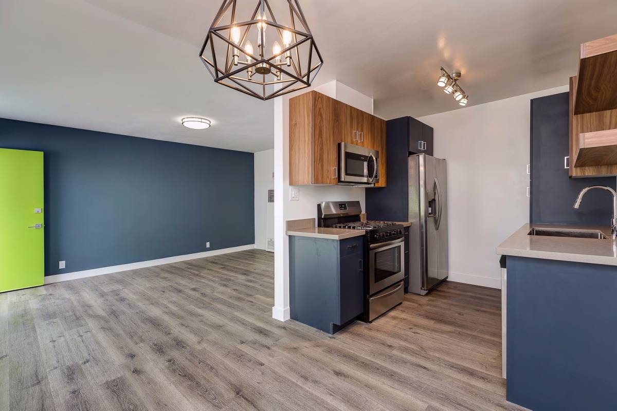 Apartment for rent at 1845-1851 Pine Ave, Long Beach, CA 90806
