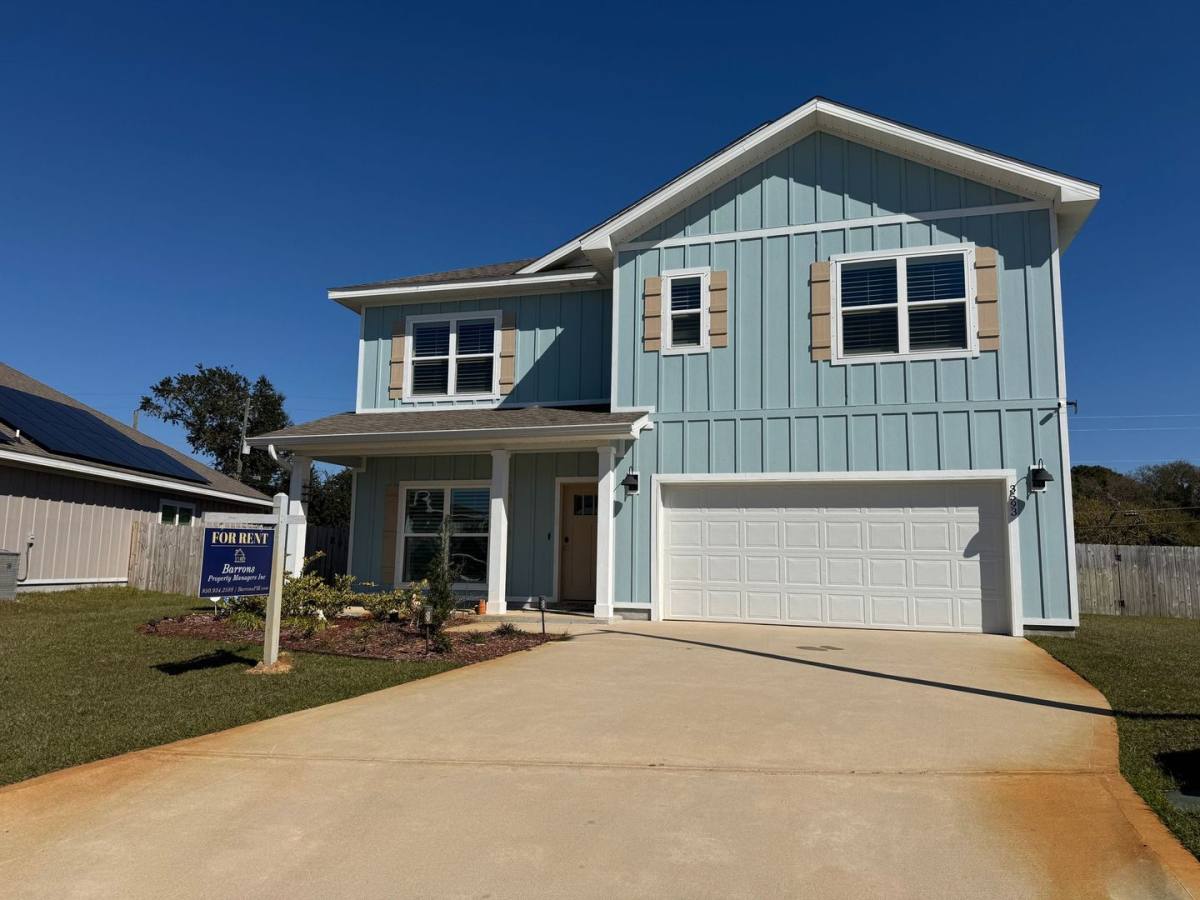 House for rent at 3593 Sailfish Dr, Gulf Breeze, FL 32563