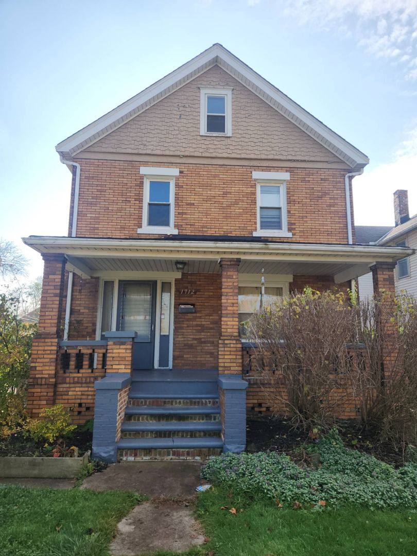 Apartment for rent at 1712 E 31 St, Lorain, OH 44055
