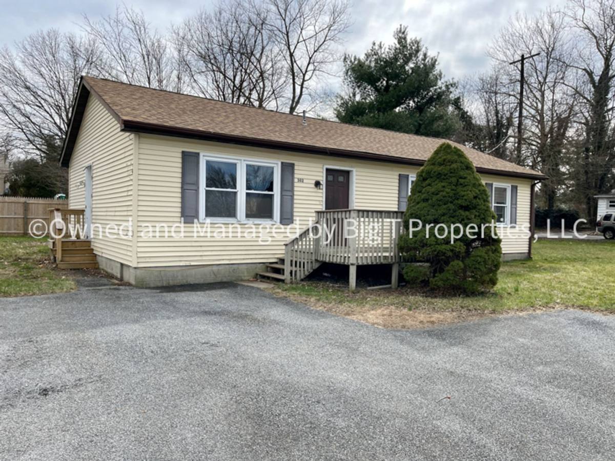 House for rent at 302 Rivers End Dr, Bear, DE 19701